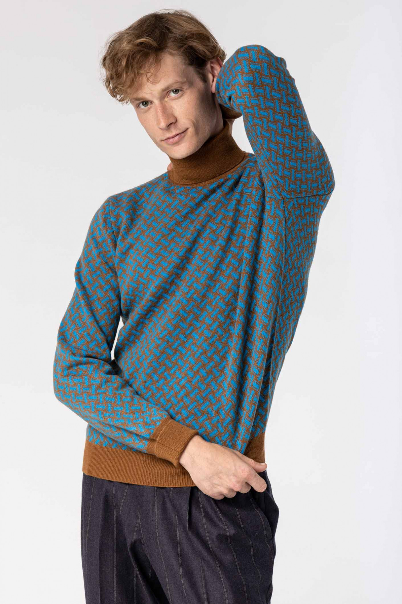 Cashmere Razor Blade Turtleneck Sweater