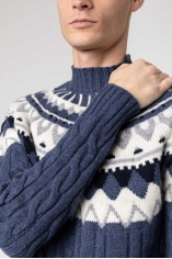 Cashmere turtleneck sweater