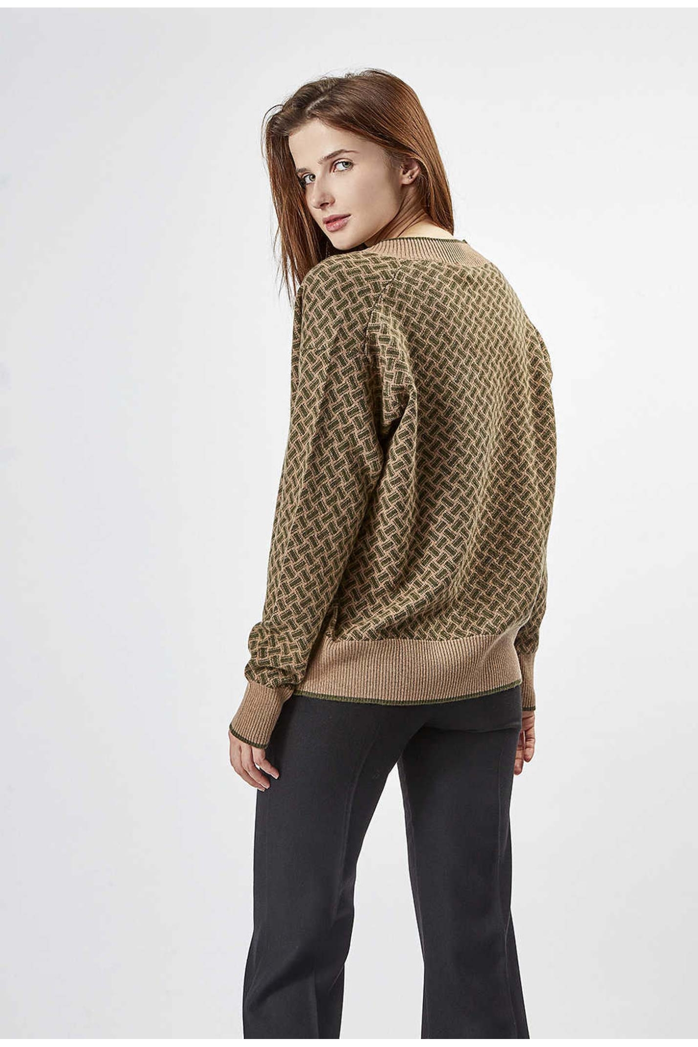 V-neck Razor Blade Sweater