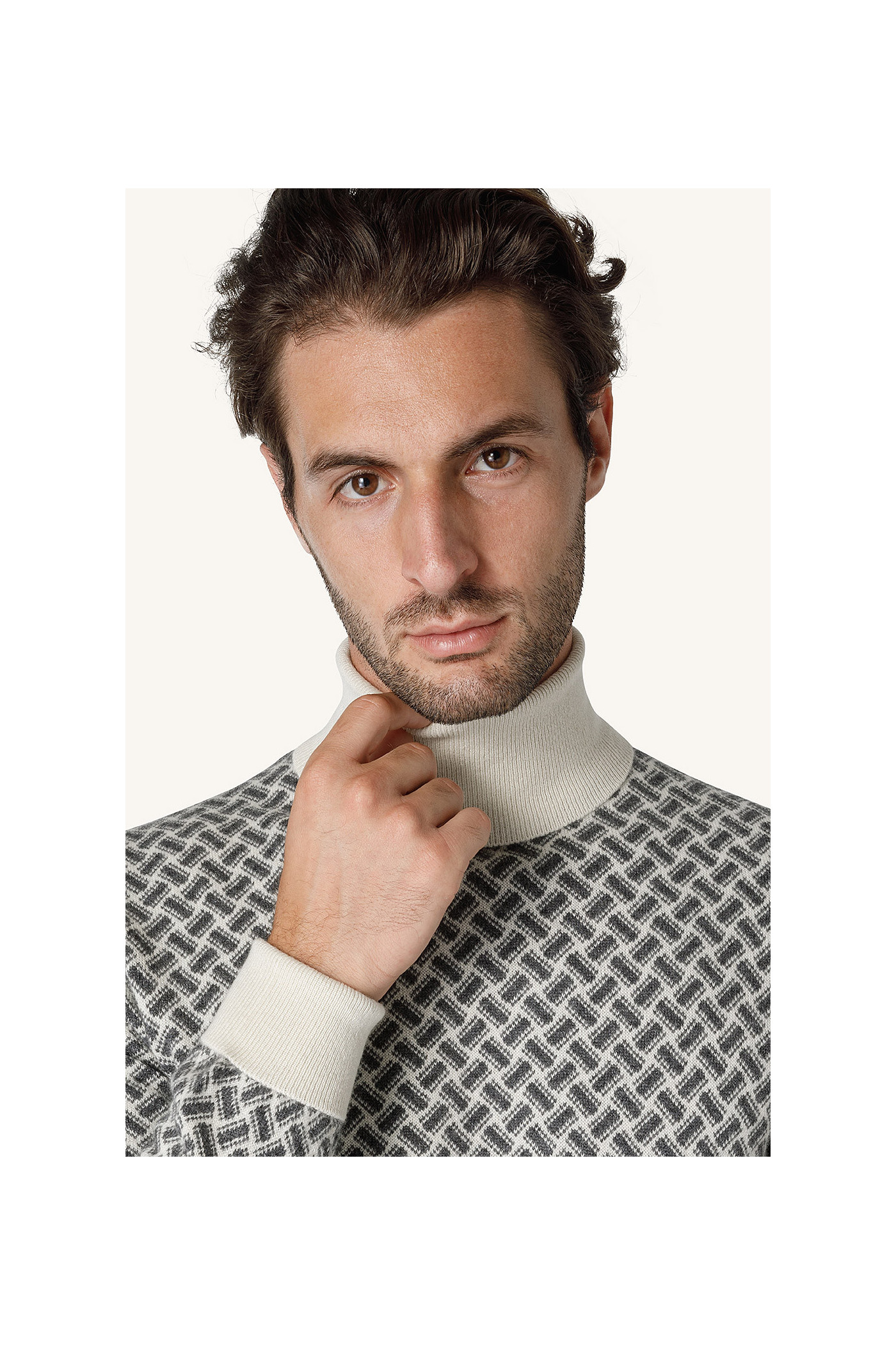 Cashmere Razor Blade Turtleneck Sweater