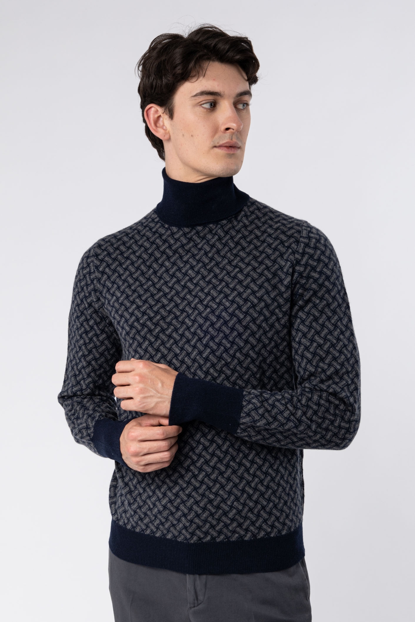 Cashmere Razor Blade Turtleneck Sweater