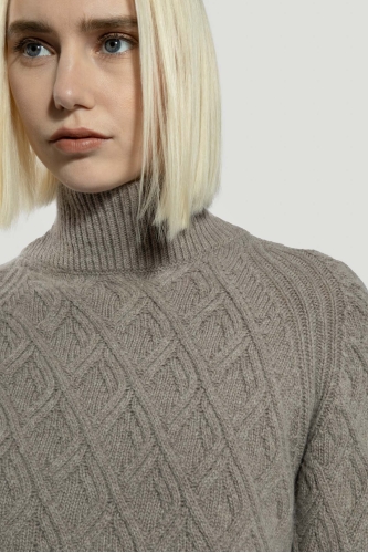 Turtleneck with Wool Braid