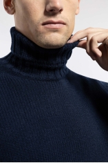 Cashmere Turtleneck